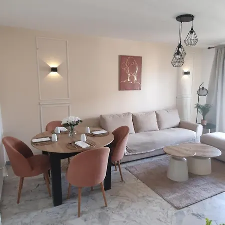 Ideal For Cannes - Cozy - Everything Nearby Διαμέρισμα Λε Κανέ